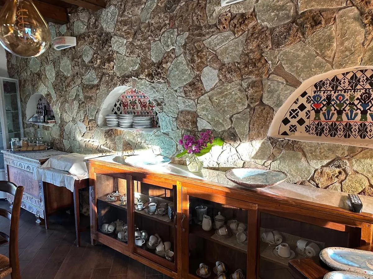 Su Passu Country House Fertilia